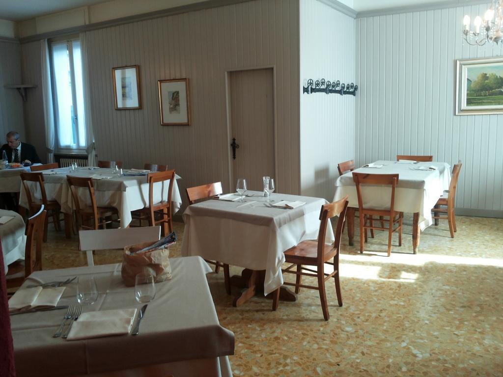 سوندريو Albergo Il Gembro المظهر الخارجي الصورة